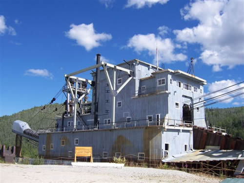 Dredge n°4 near Dawson City